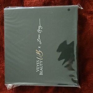 NEW VeyesBeauty Loren Gray Complete Eyelash Kit W/ Bond & Seal